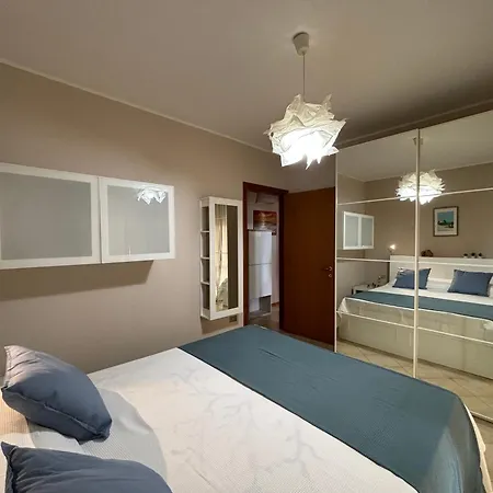 Petalo Silvi Apartment