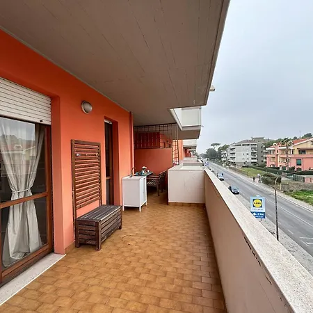 Petalo Silvi Apartment